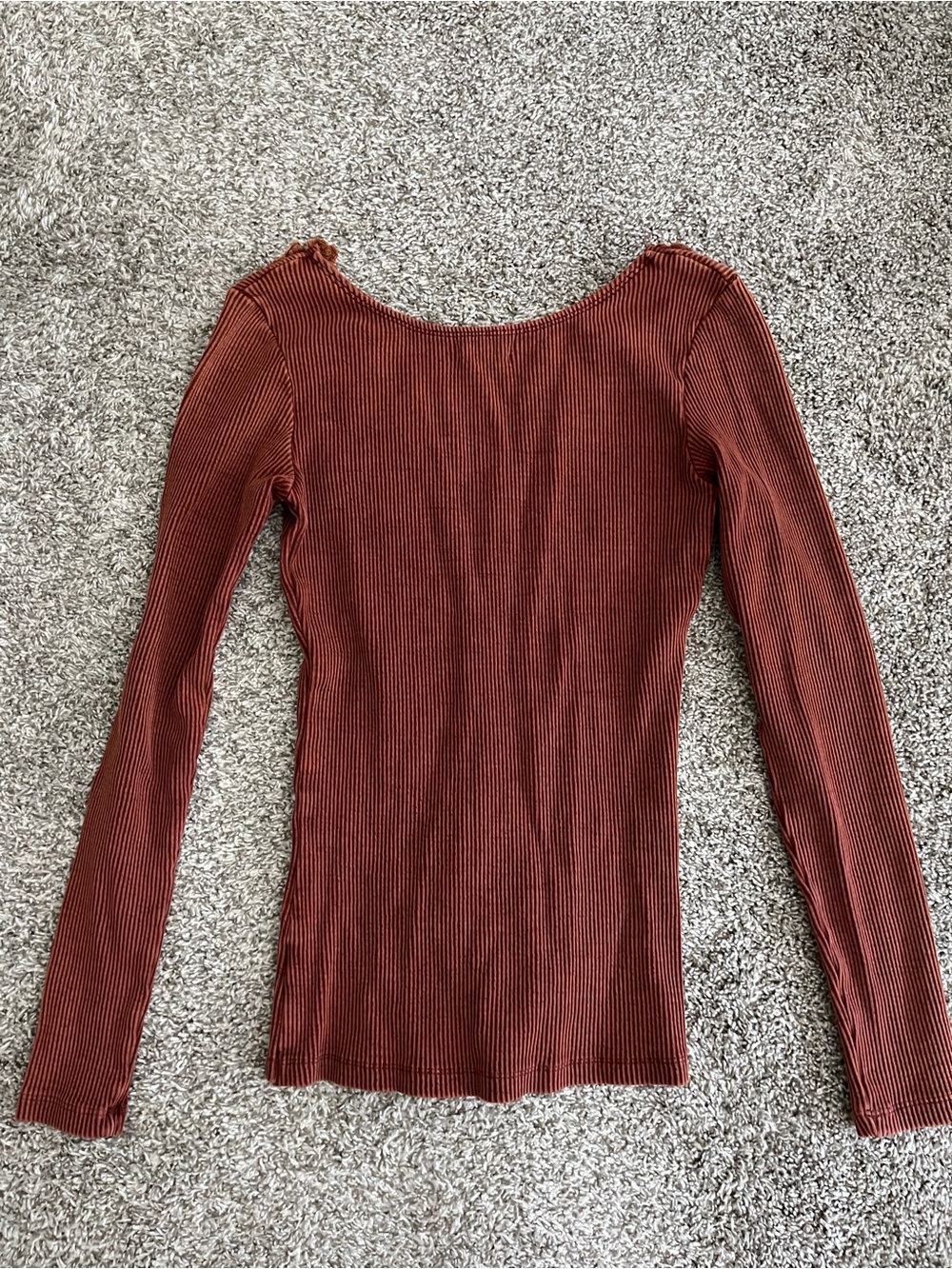 Gimmicks by BKE Rust Brown Lace Ribbed V-Neck Long Sleeve - Picture 4 of 5